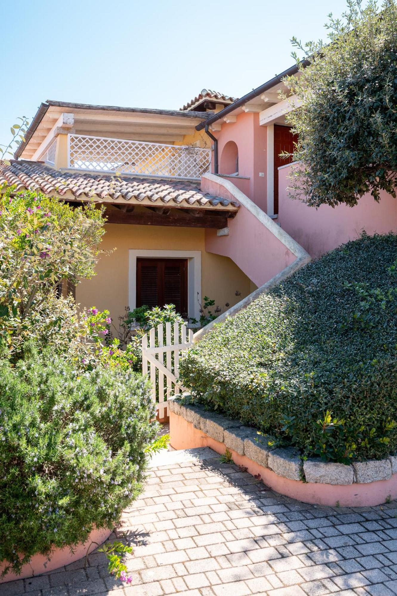 S'Abba Seafront Apartments - Your House In Sardinia Golfo Aranci Exteriér fotografie